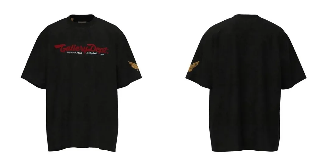 Oversized T-Shirt — Photo 15