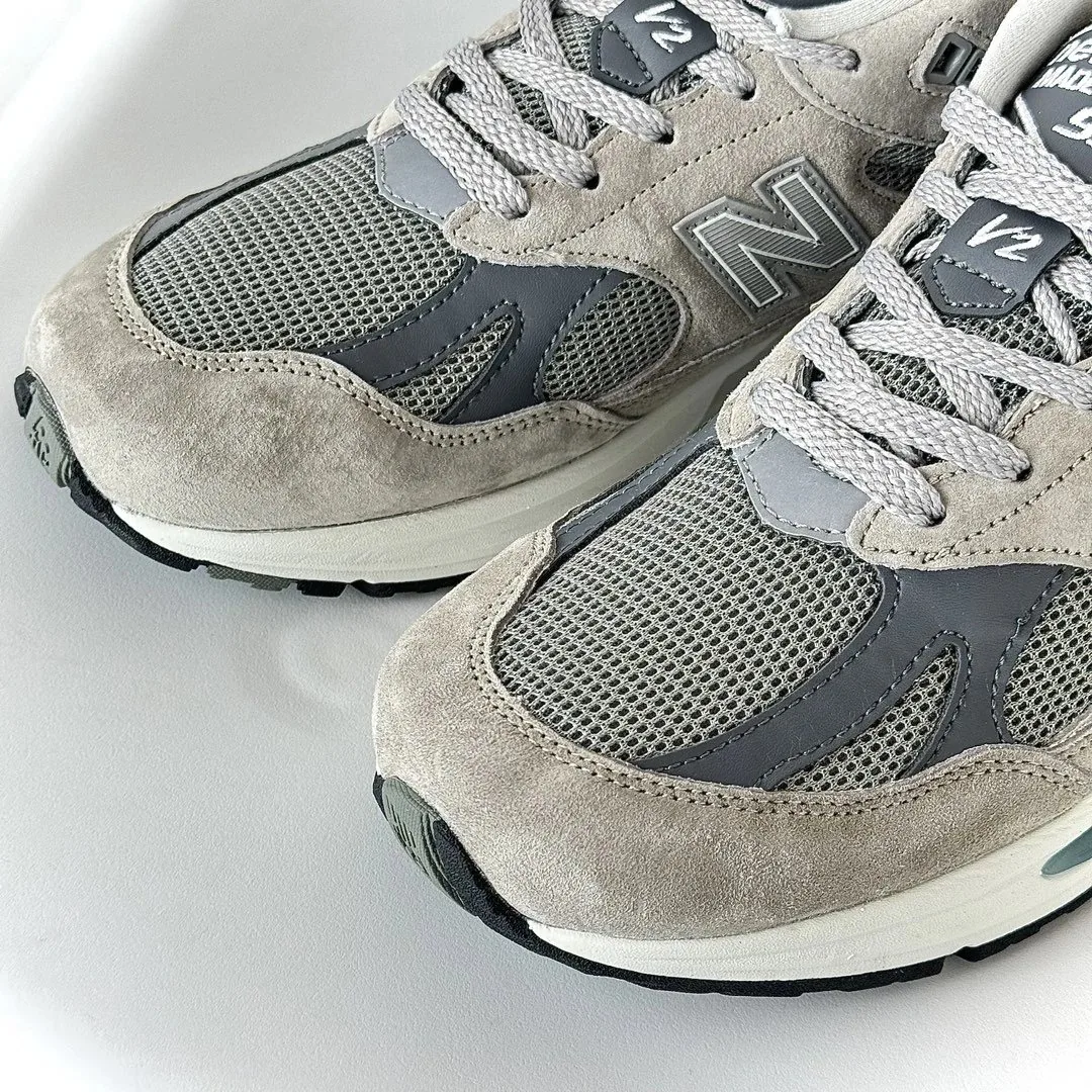New Balance 991v2 Dad Shoes — photo 10