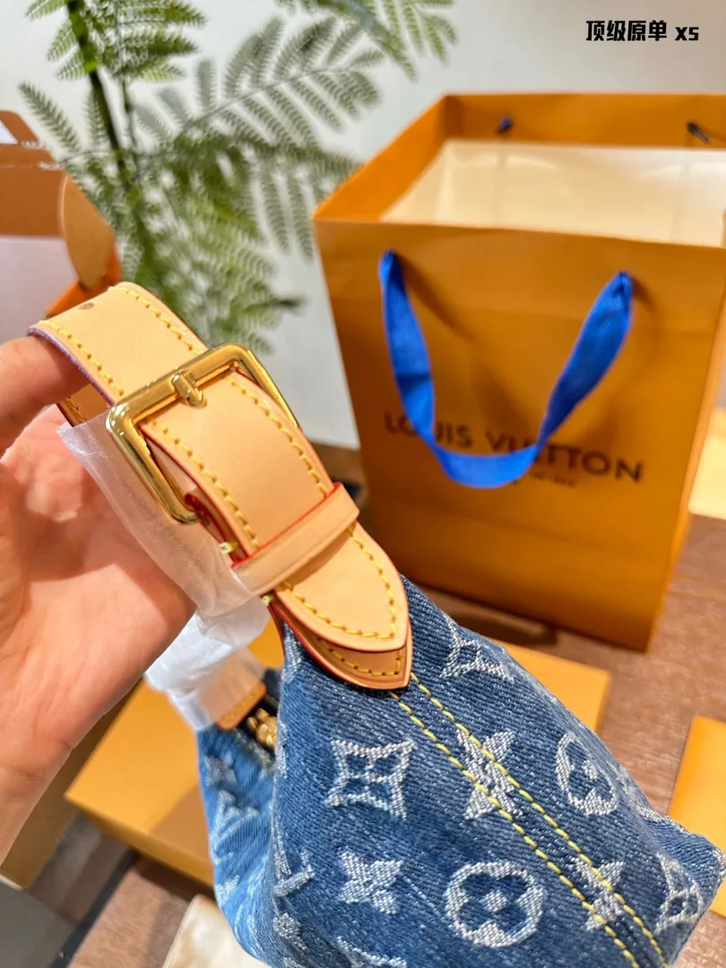 Louis Vuitton Monogram Denim Bag — Photo 5