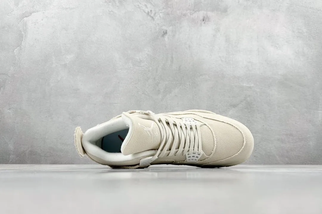 Air Jordan 4 Levi's Canvas — photo 3