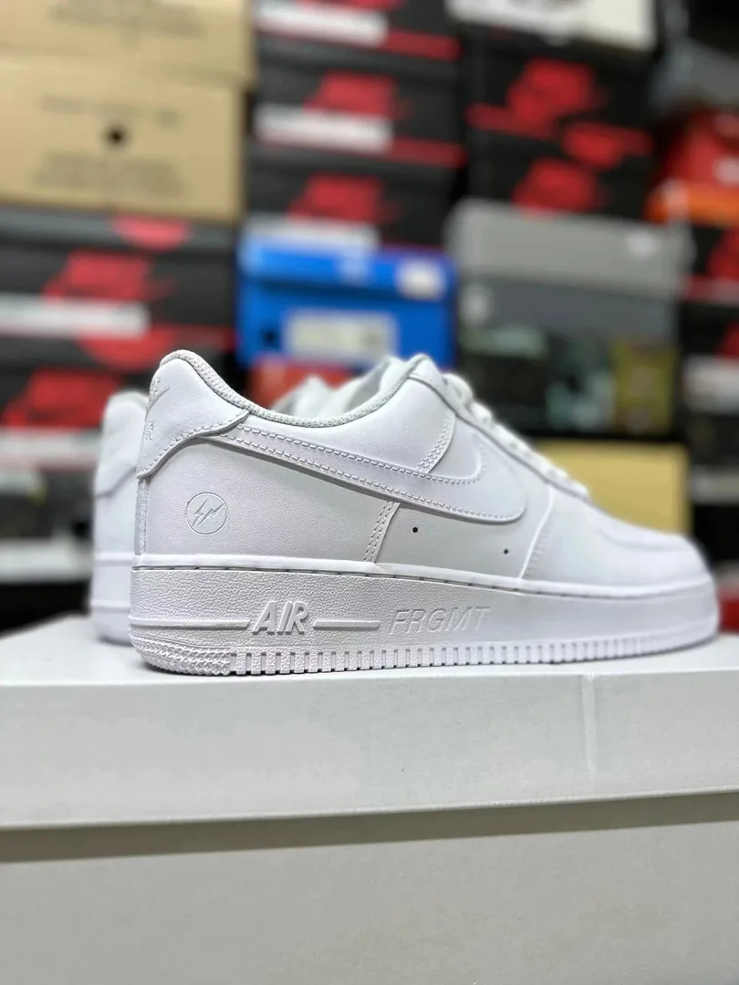 Nike Air Force 1 White Lace-Up Trainers — QC