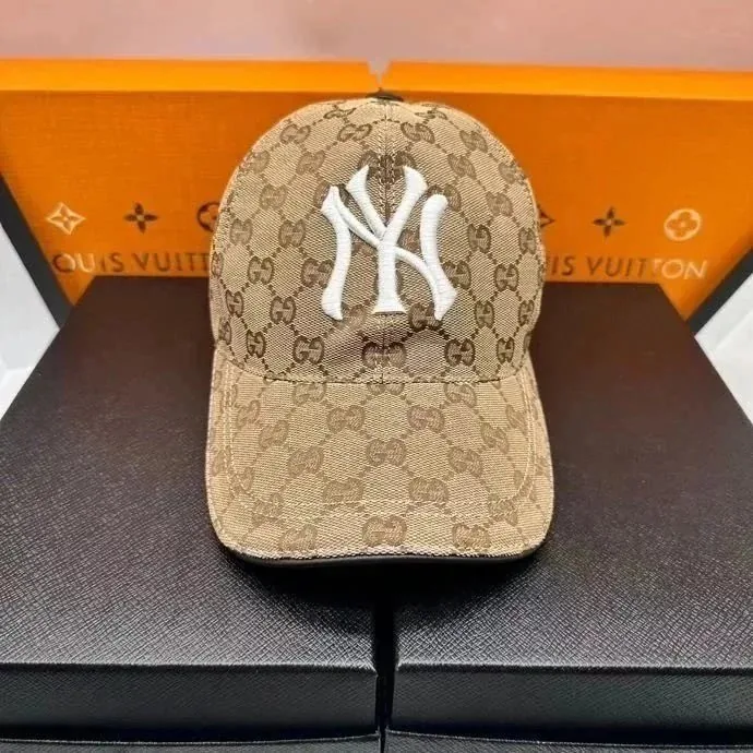 Fendi FF Monogram Baseball Cap Collection — QC