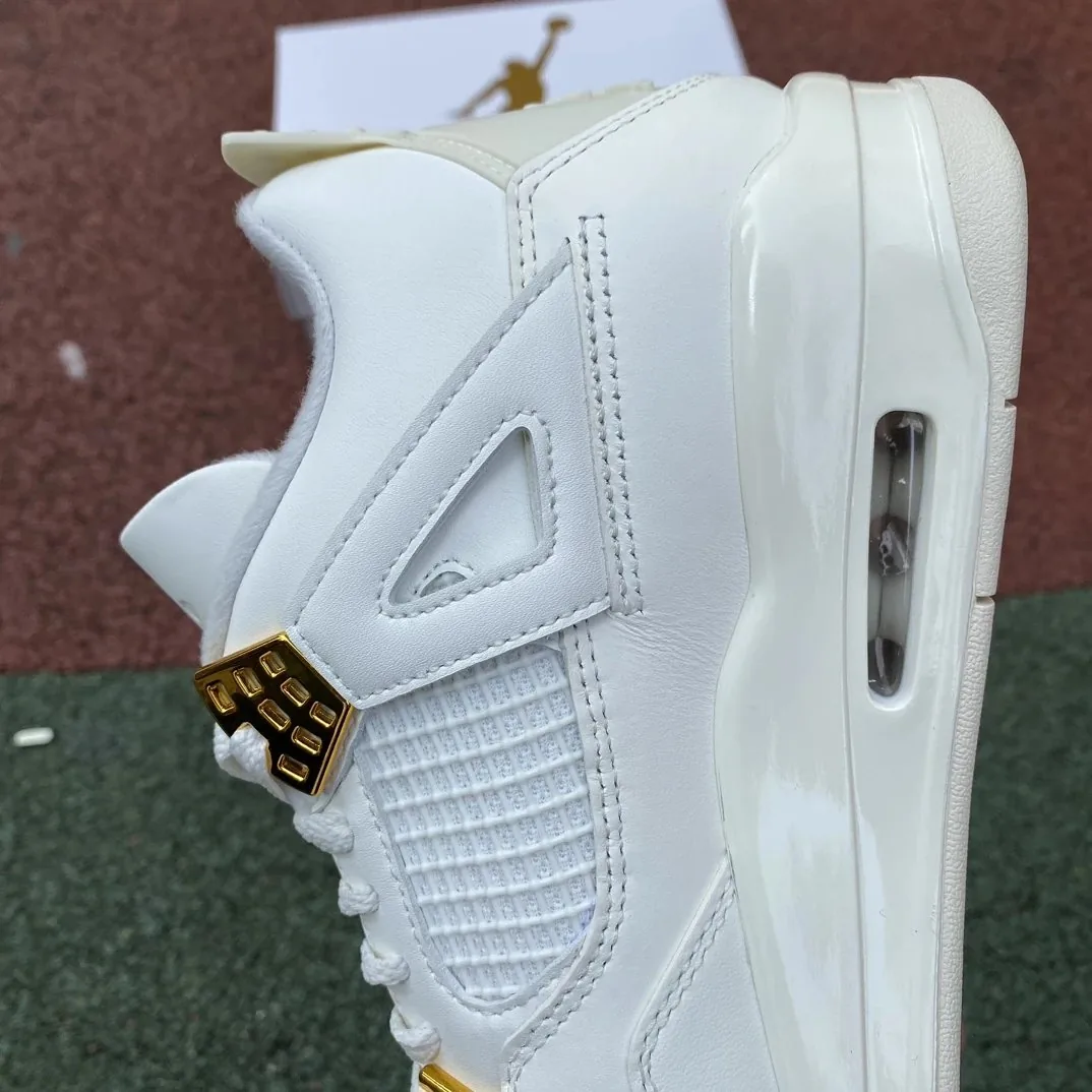 Air Jordan 4 Metallic Gold — Photo 5