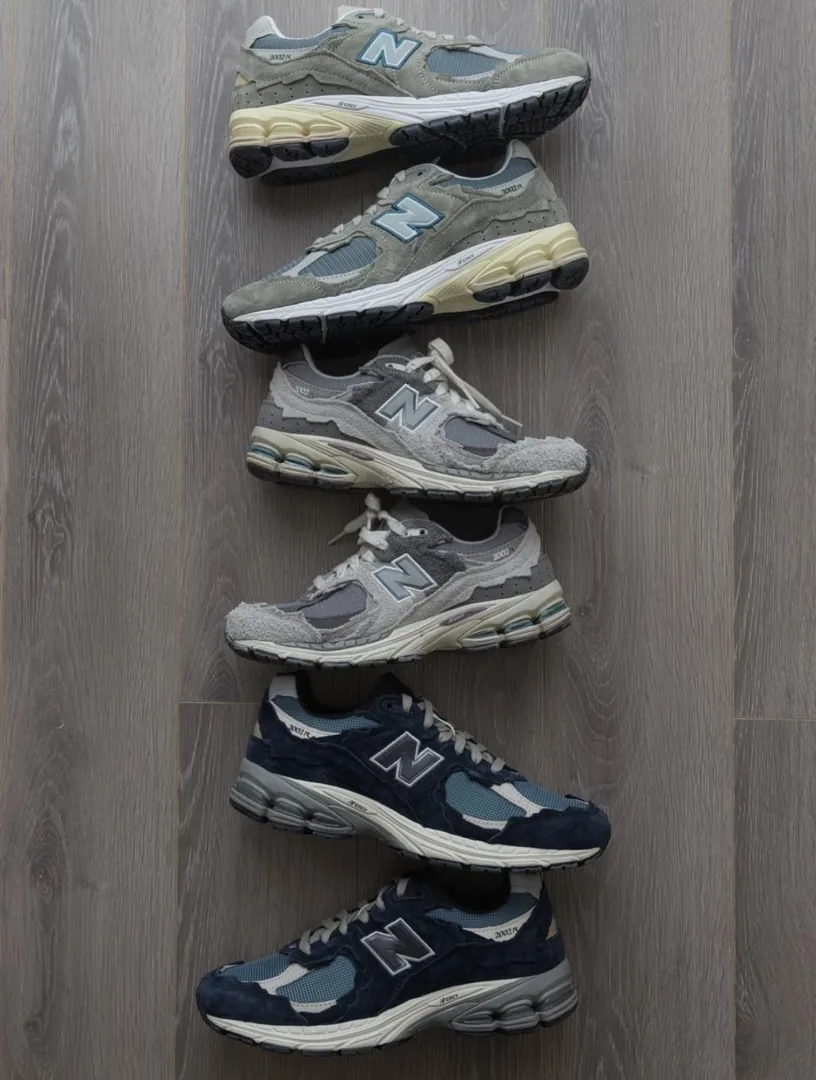 New Balance 2002 Sneakers — QC