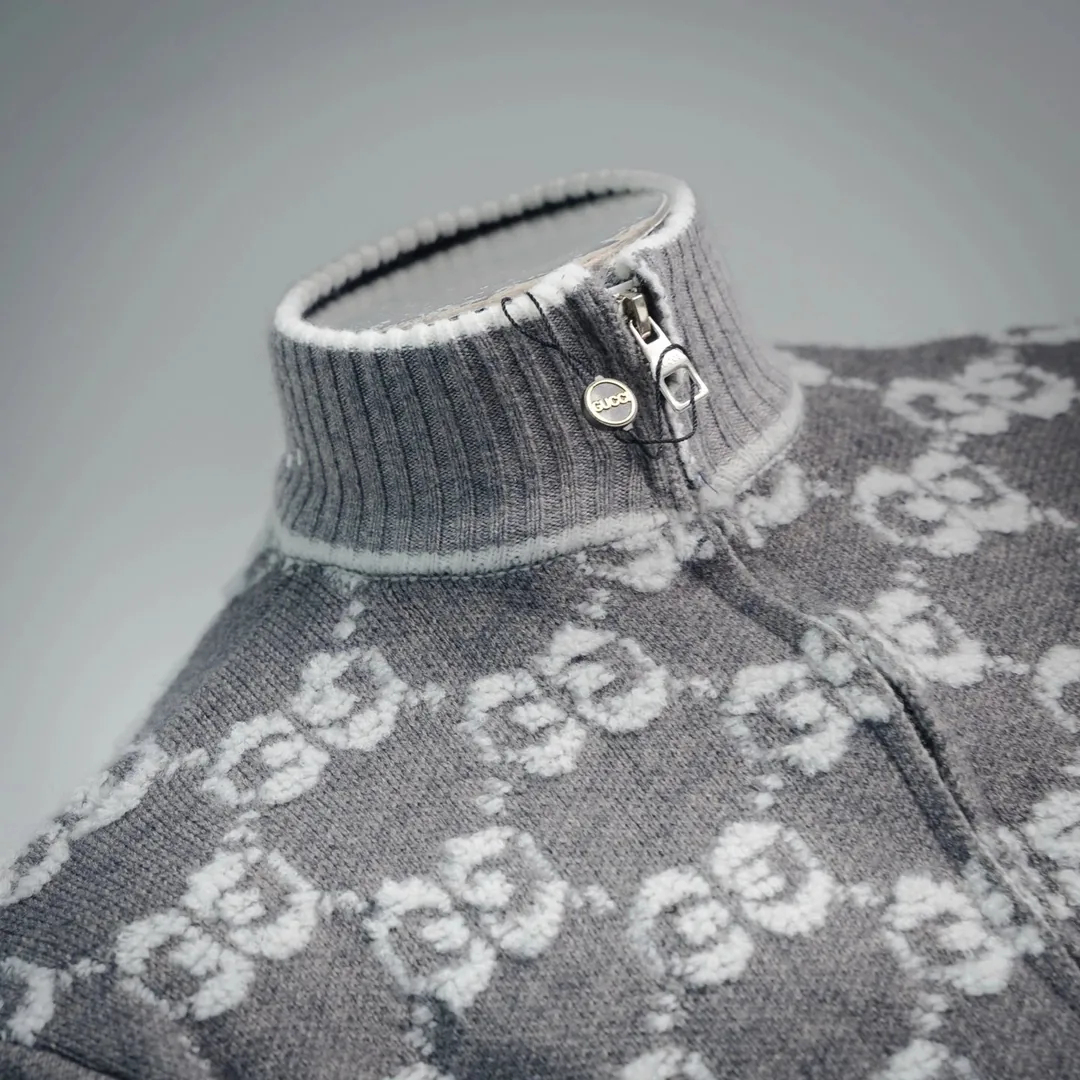 Jacquard Cotton Sweater — Photo 4