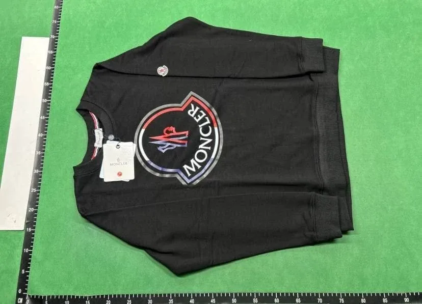 Moncler Sweatshirt — QC