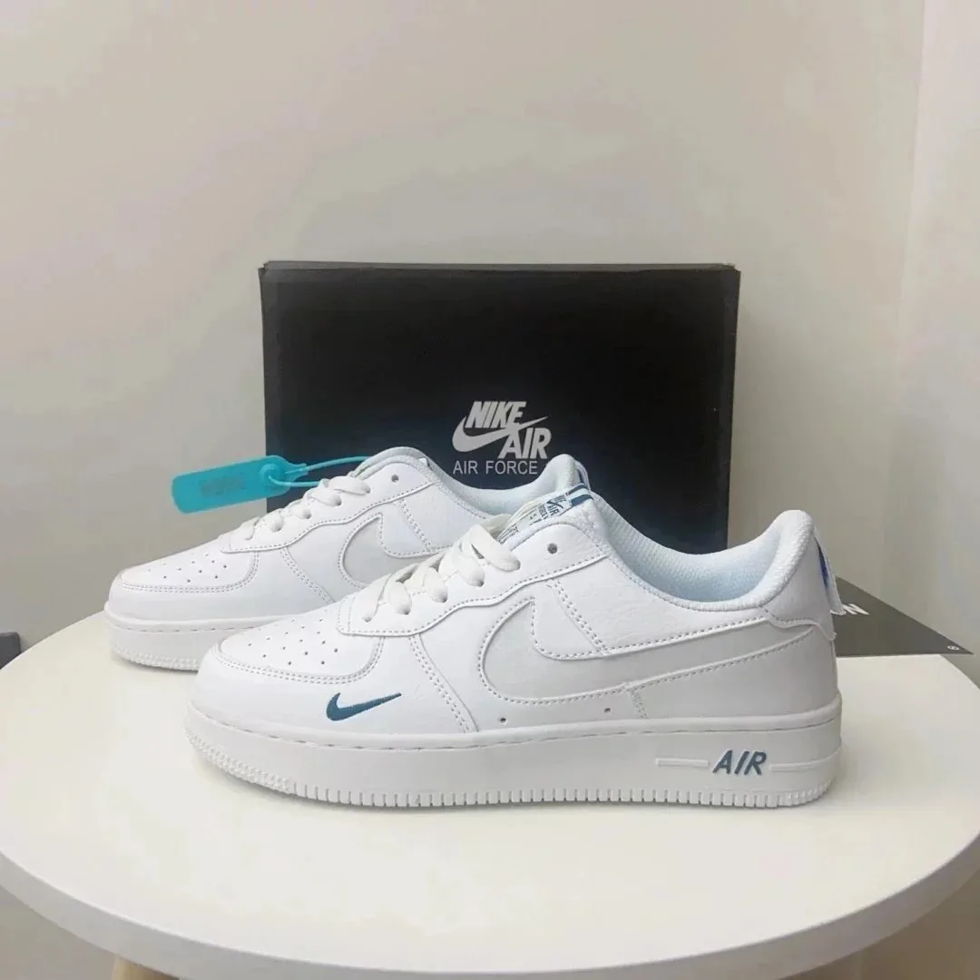 Black Nike Air Force Shoes — photo 6