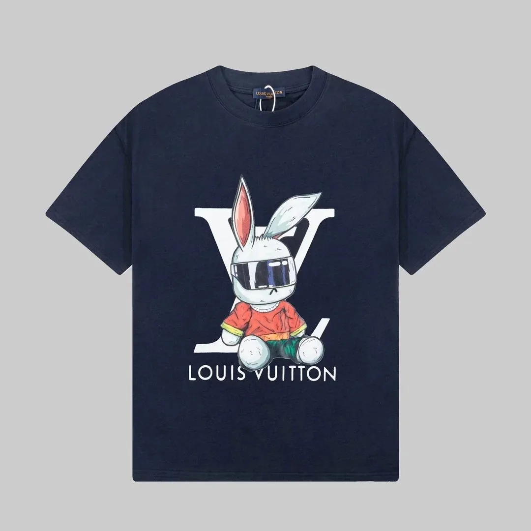 Louis Vuitton Rabbit Print T-Shirt — Photo 3