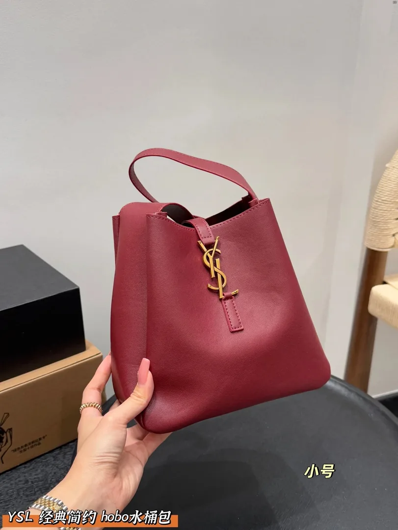 Saint Laurent Hobo Bucket Bag — photo 6