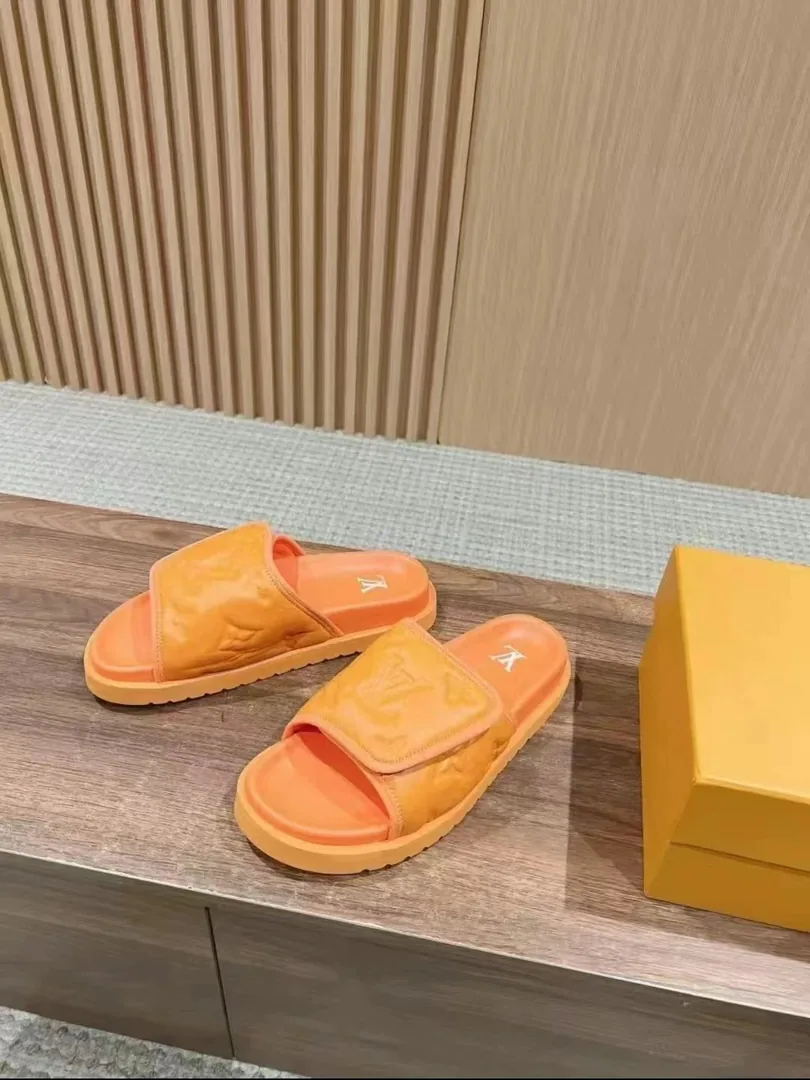 Waterfront Slides — QC