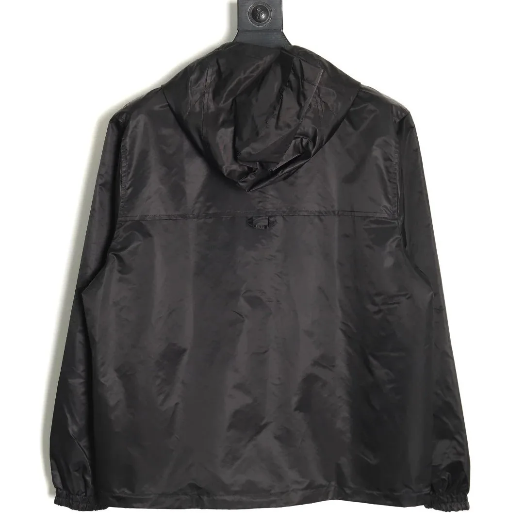 Jacquard Reversible Windbreaker — Photo 5