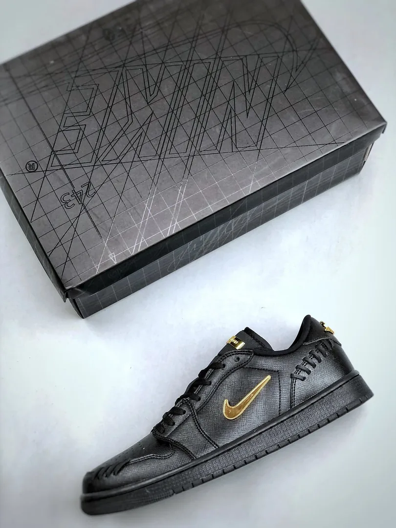 Air Jordan 1 Method of Make — QC