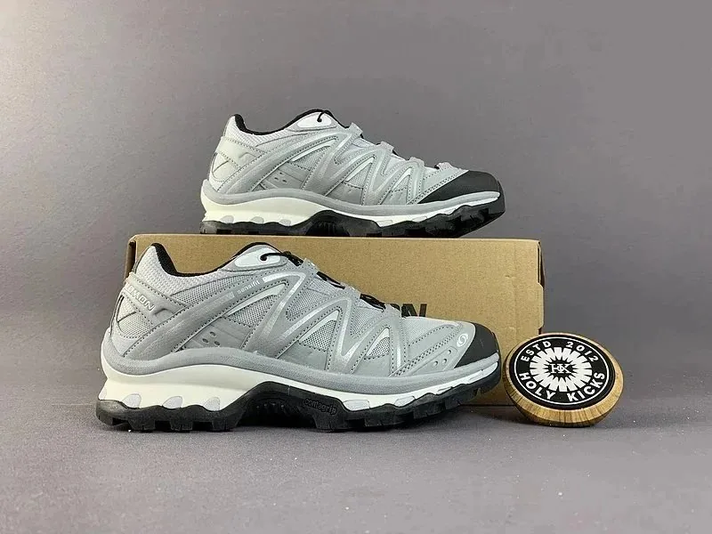 Salomon XT-6 Brown Lace-Up Trainers — Photo 12