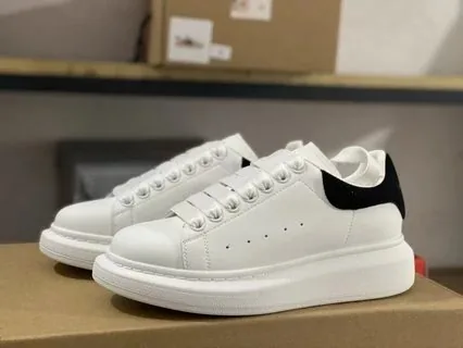 Alexander McQueen Oversized Sneaker White Sneakers — photo 7