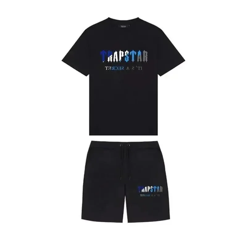 Short-Sleeve And Shorts Set — photo 9