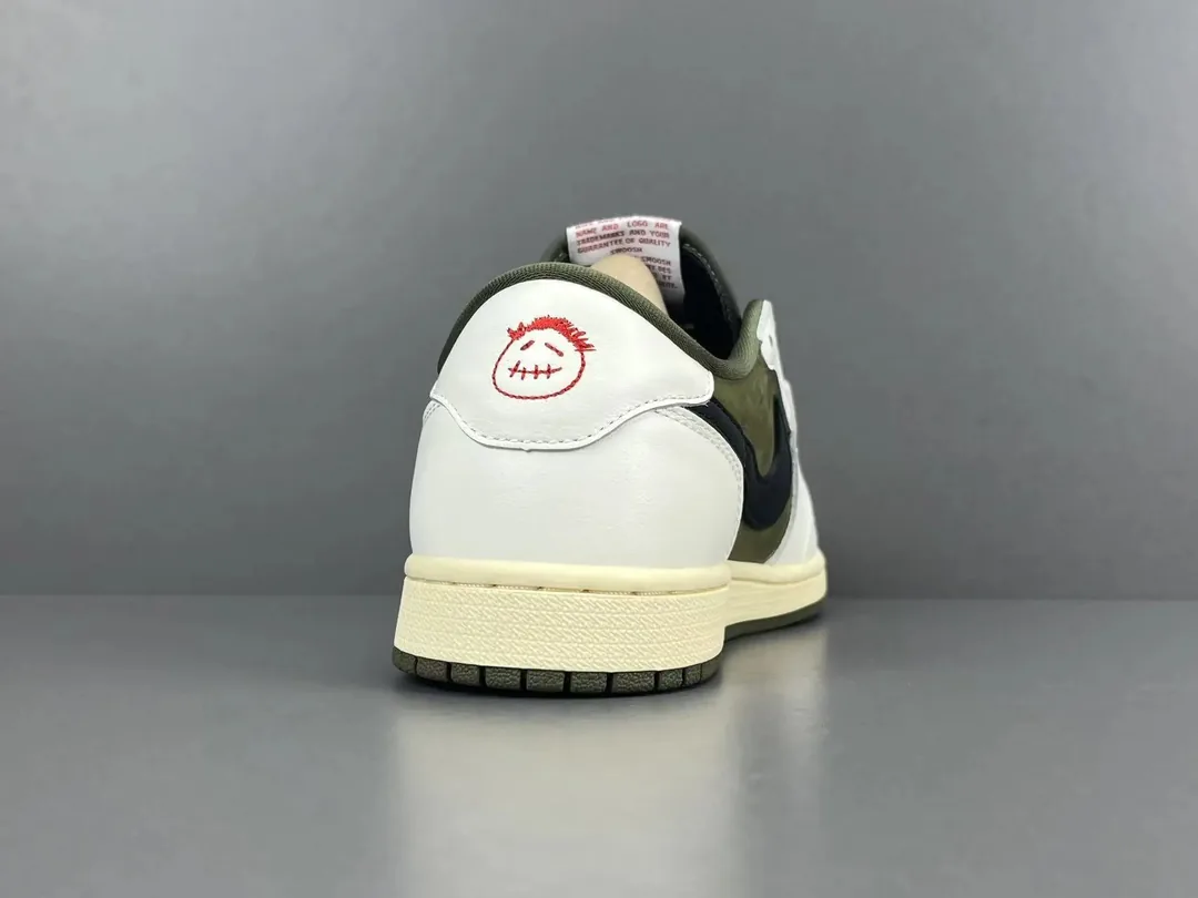 Air Jordan 1 Low Olive — Photo 6
