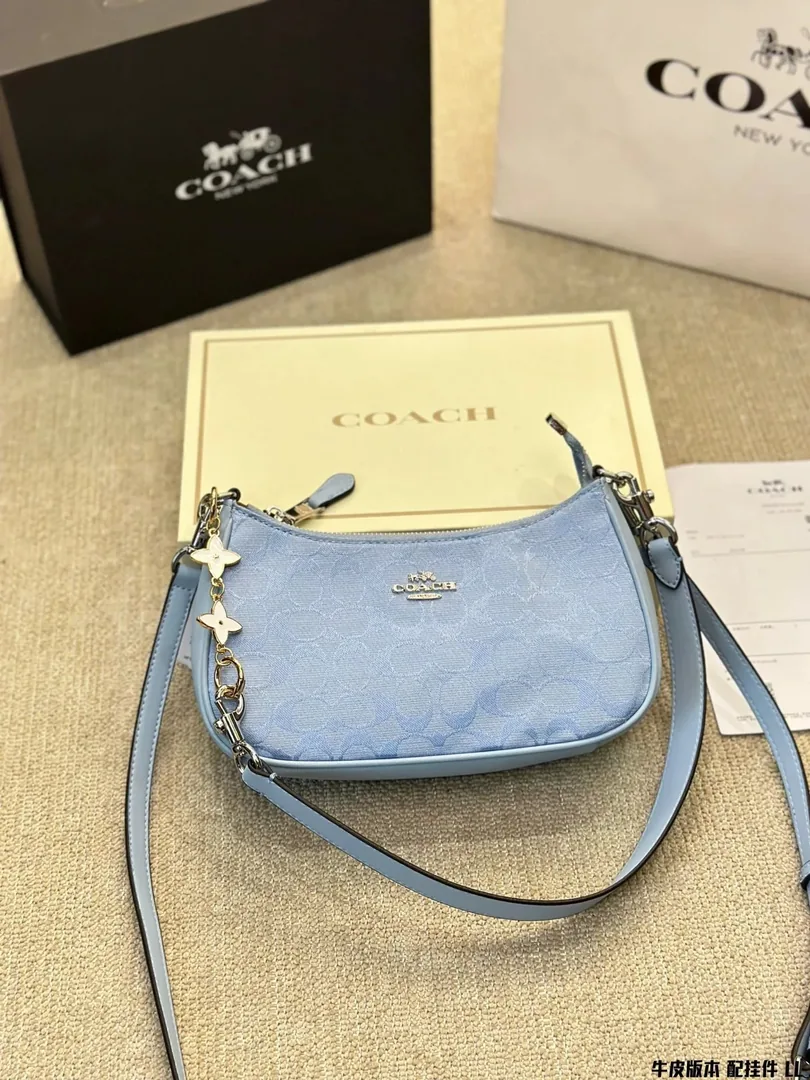 Coach Teri Shoulder Bag — photo 11