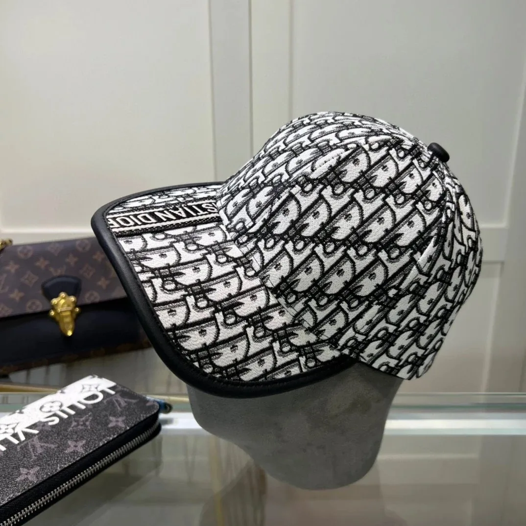 Dior Oblique Jacquard Baseball Cap — Photo 15