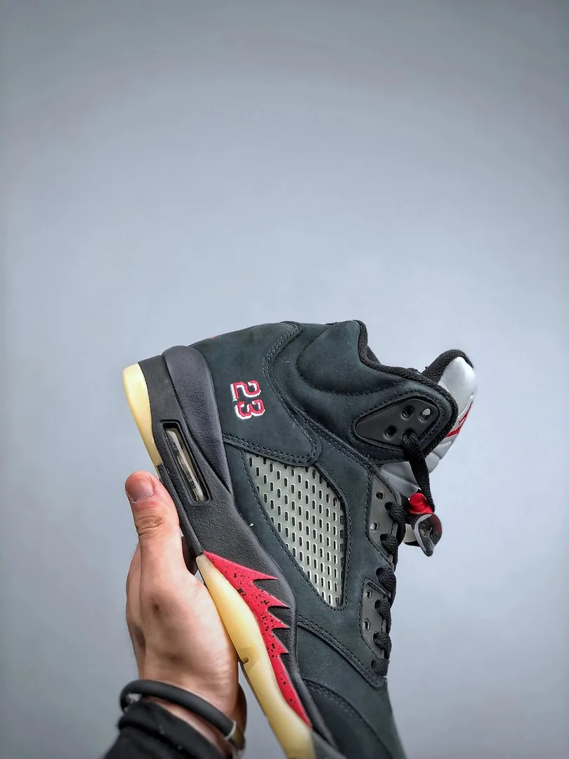 Air Jordan 5 Gore-Tex Off-Noir — Photo 6