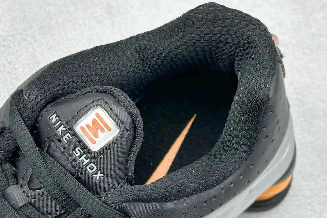 Nike Shox R4 Blue Runners — photo 11