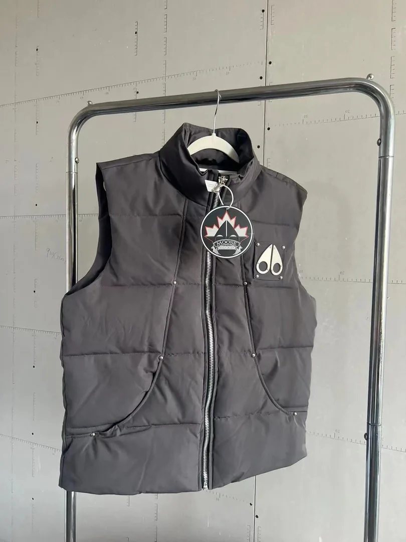 Down Jacket — Photo 6