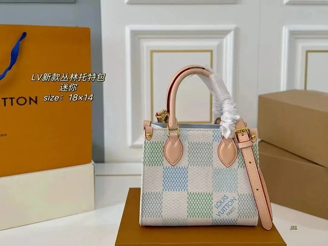 Tote Bag — Photo 2