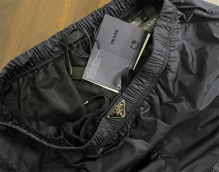 Fabric Detail Shorts — QC