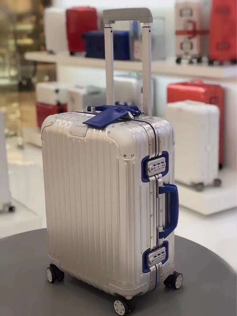 Rimowa Check In Suitcase — photo 4