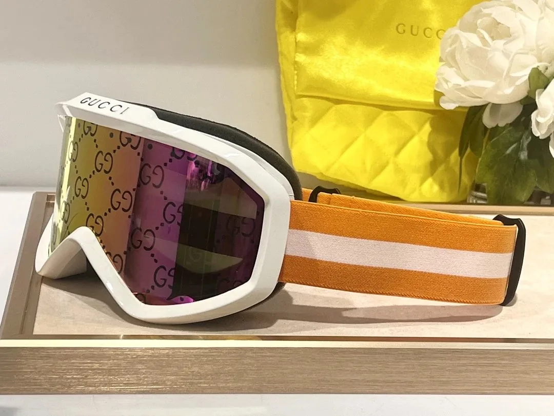 Winter Ski Goggles — Photo 3