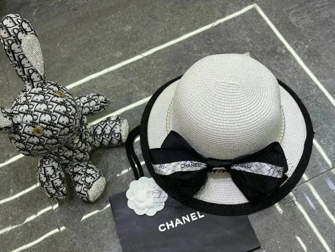 Chanel CC Logo Hat Collection — Photo 2