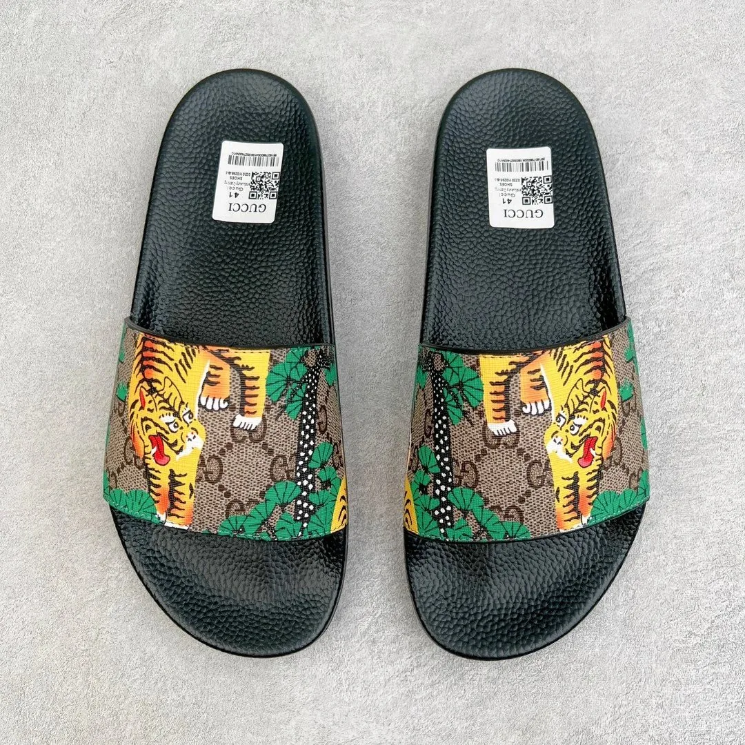 Rubber Web Lug Sole Slides — QC