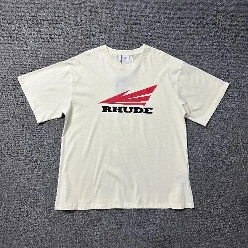 American T-Shirt — Photo 13