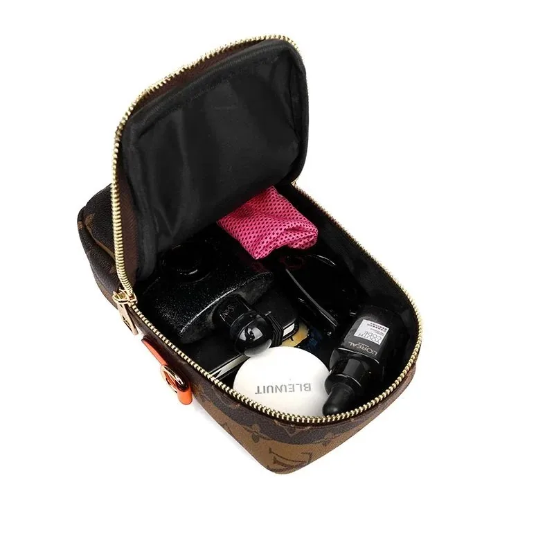Louis Vuitton Women's Bag — Photo 9