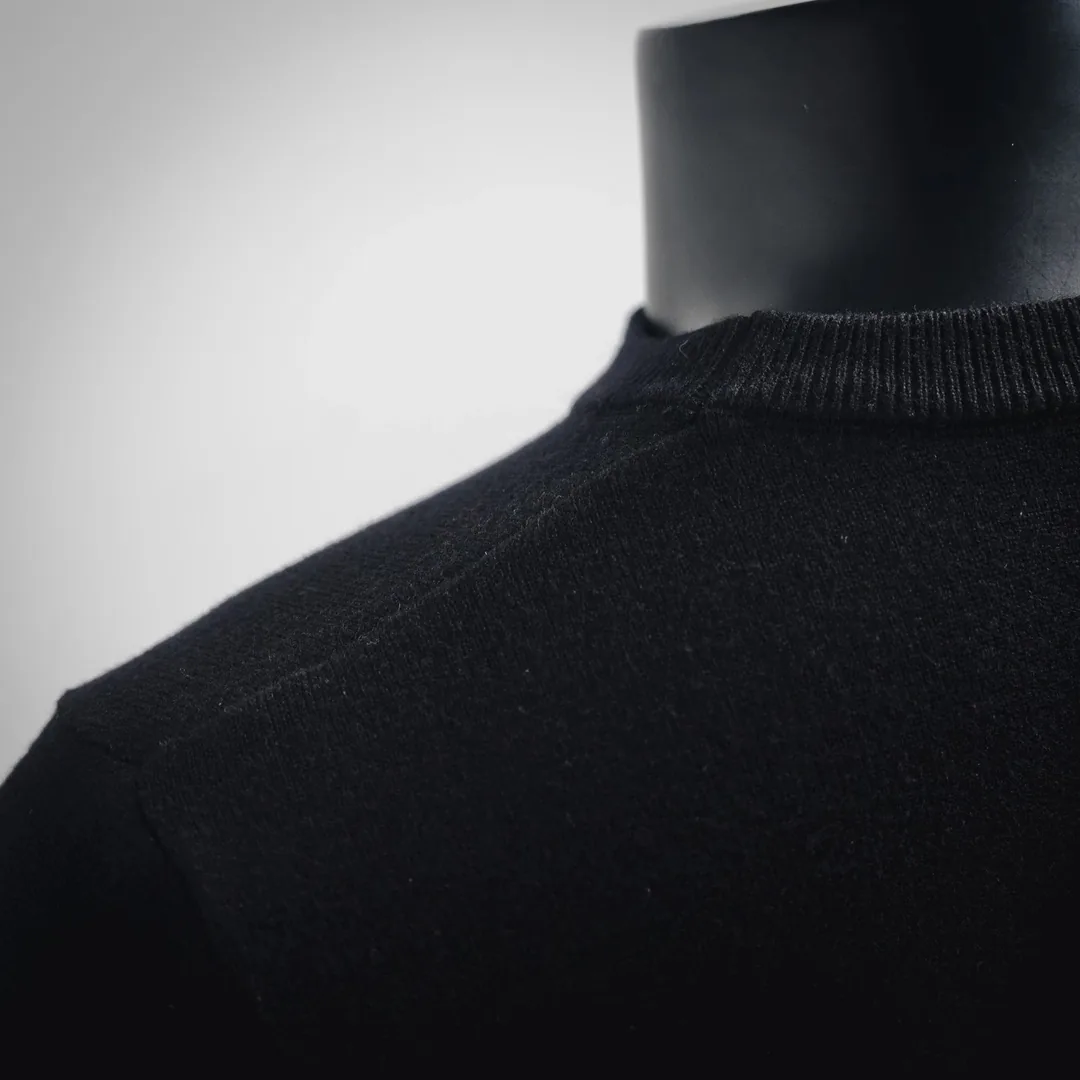 Heart Jacquard Knit Wool Sweater — Photo 4
