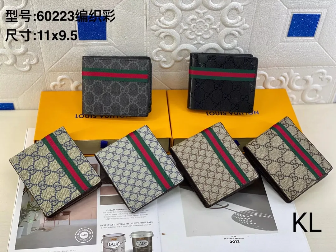 Designer Leather Wallet — photo 12