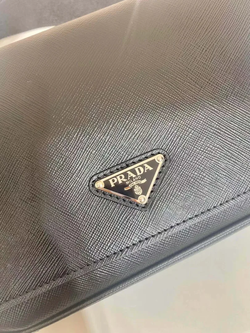 Prada Leather Bag — photo 5