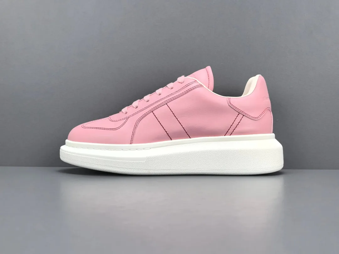 Alexander McQueen Oversized Sneaker Beige Calfskin Round-Toe — photo 4