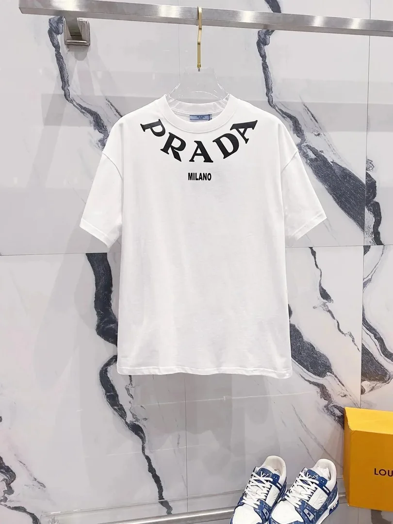 Crewneck T-Shirt Collection — Photo 10