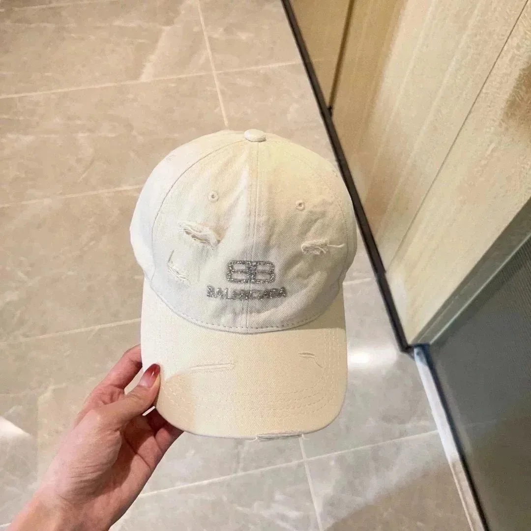 Balenciaga BB Logo Baseball Cap — QC