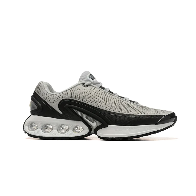 Nike Air Max Dn Runners — Photo 9