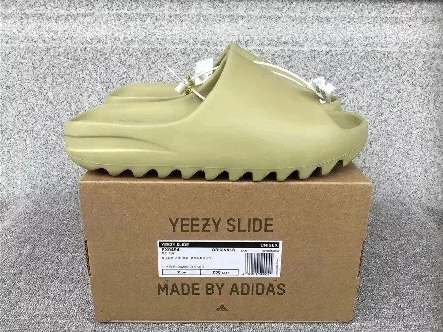 Adidas Yeezy Slide Sport Sneakers — Photo 14