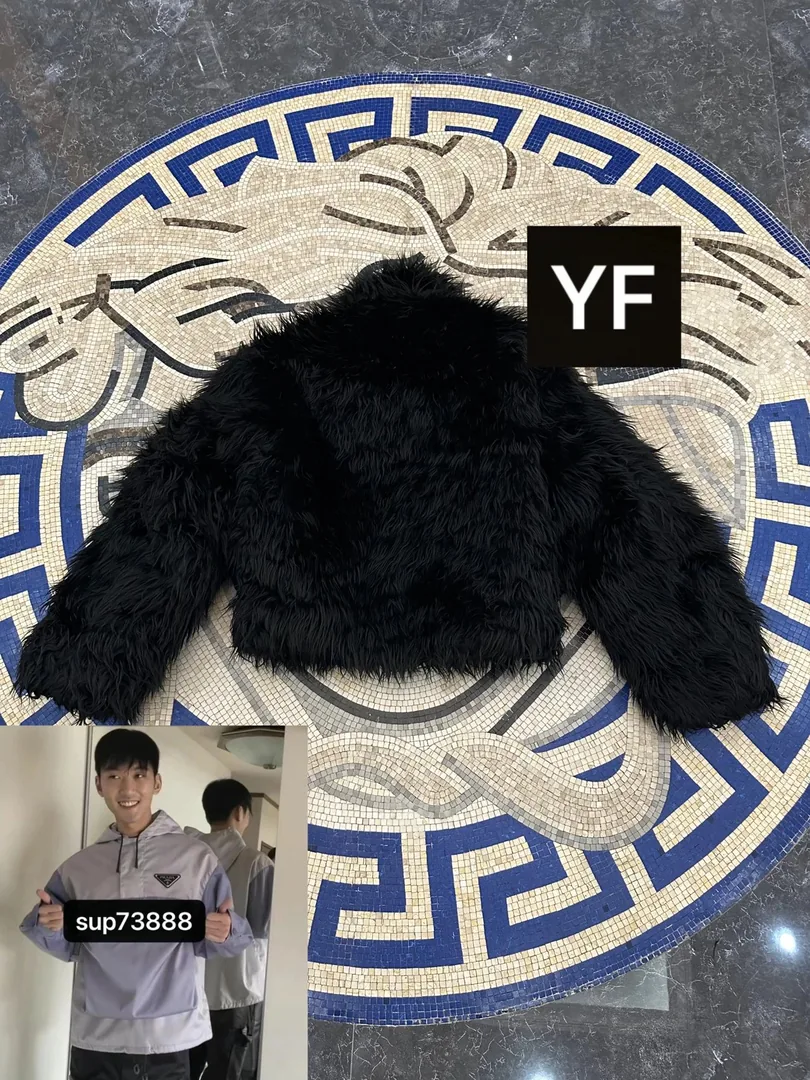 Balenciaga Black Zip Fur Jacket — Photo 9