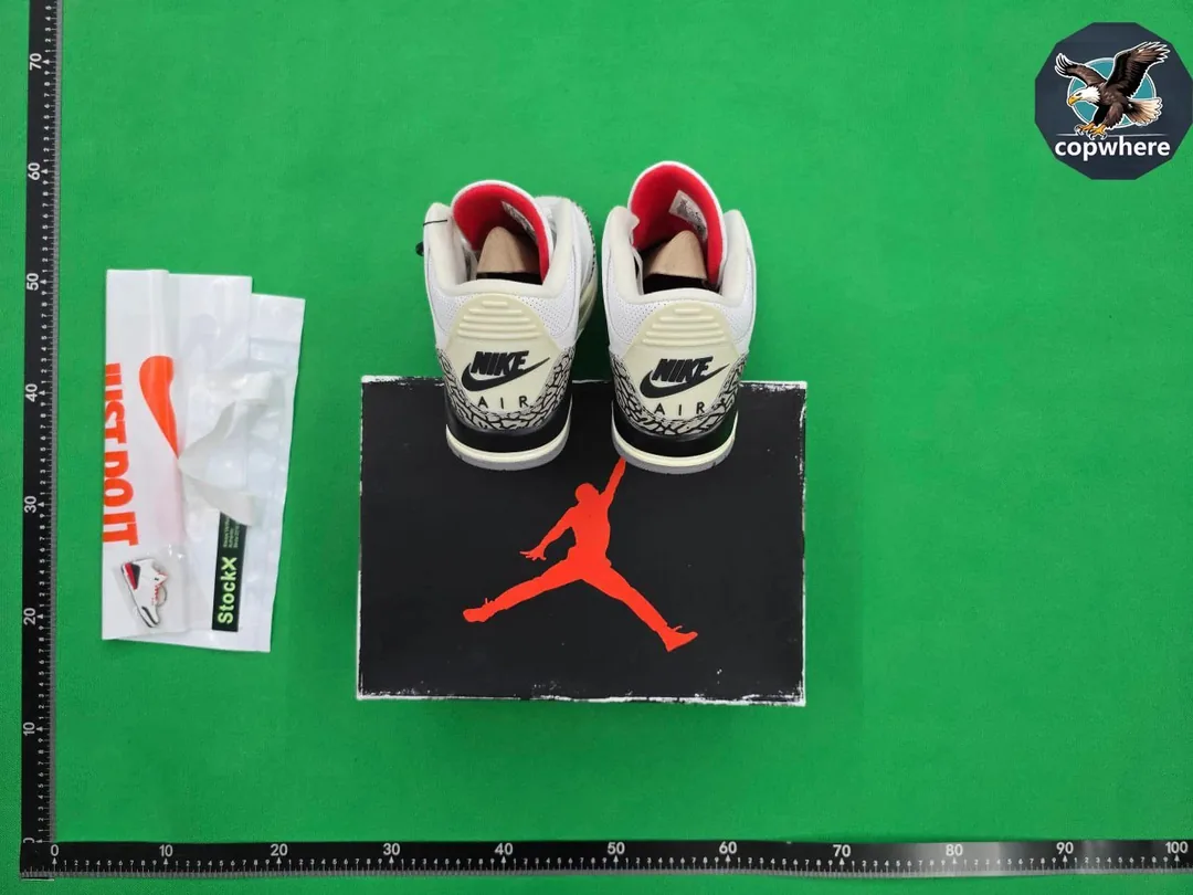 Air Jordan 3 Multicolor Sneakers — photo 2
