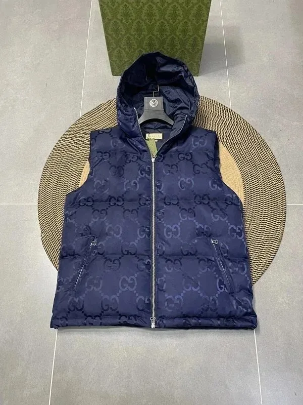 Down Jacket — Photo 4