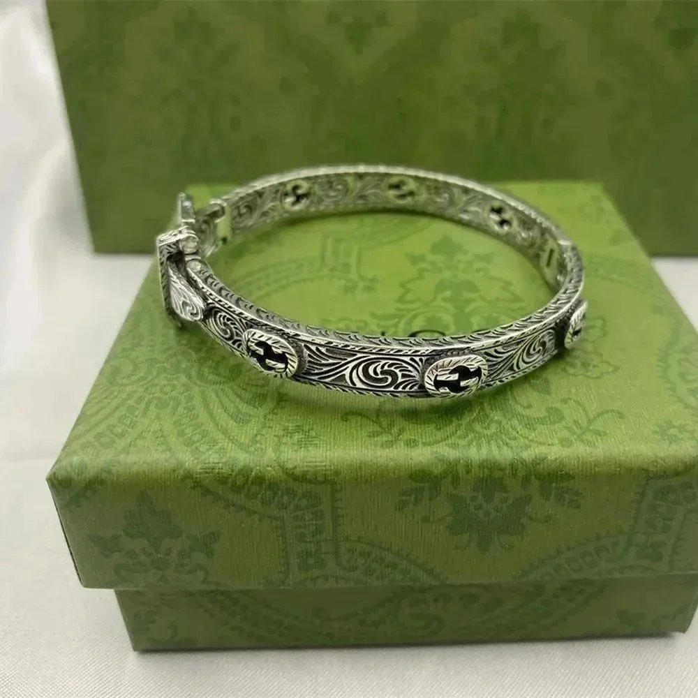 Bracelet — Photo 9