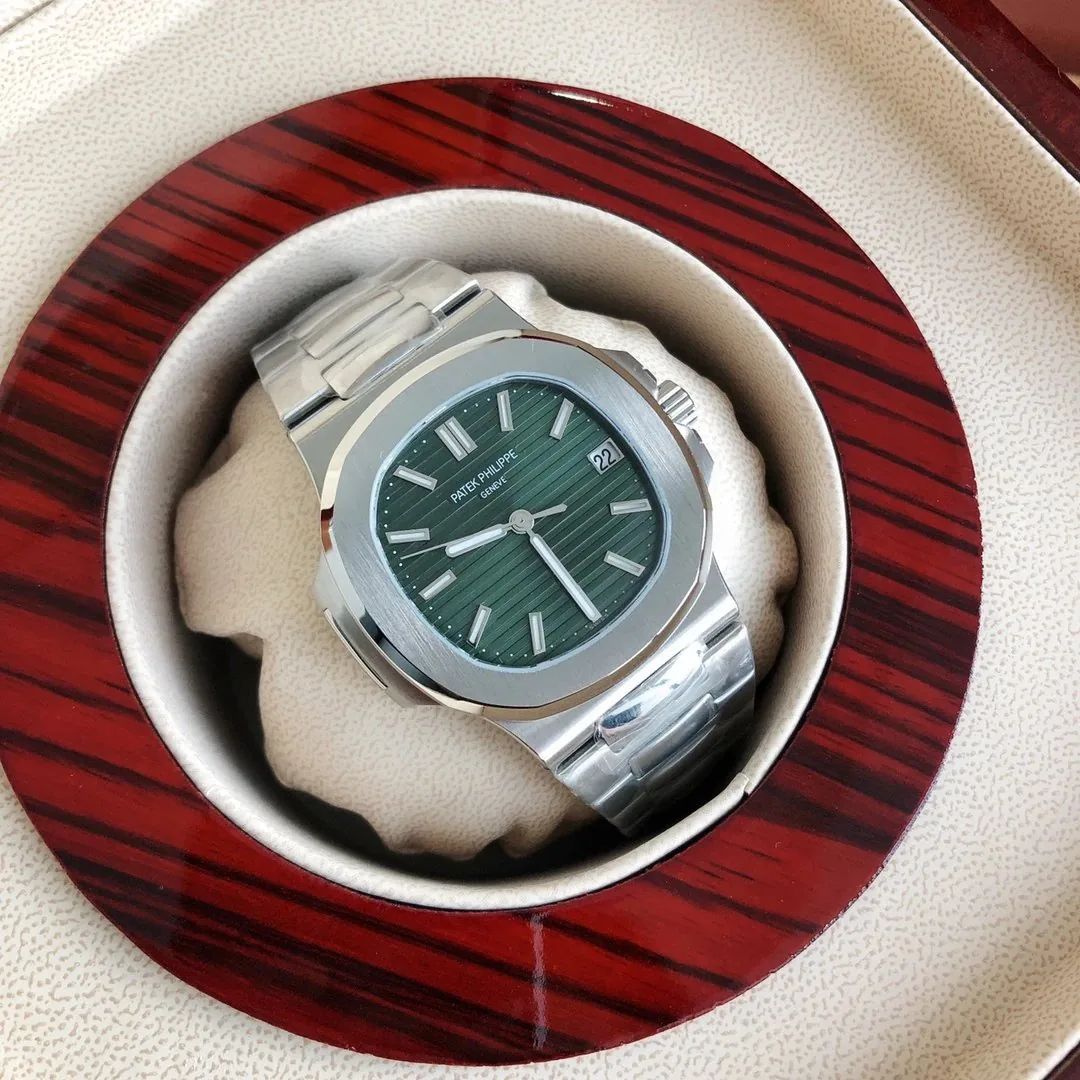 Patek Philippe Watch — Photo 4