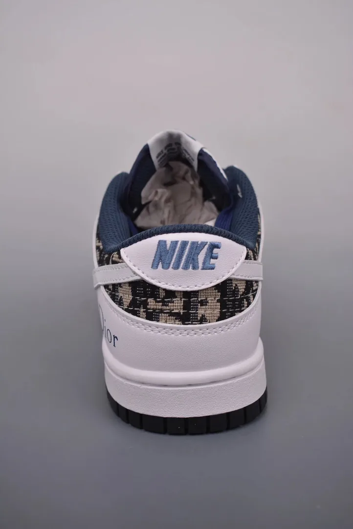 Nike SB Dunk Low — QC