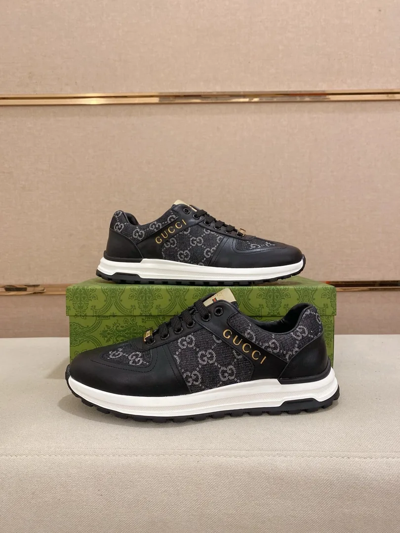 Gucci Round-Toe Low-Top Sneakers — photo 12
