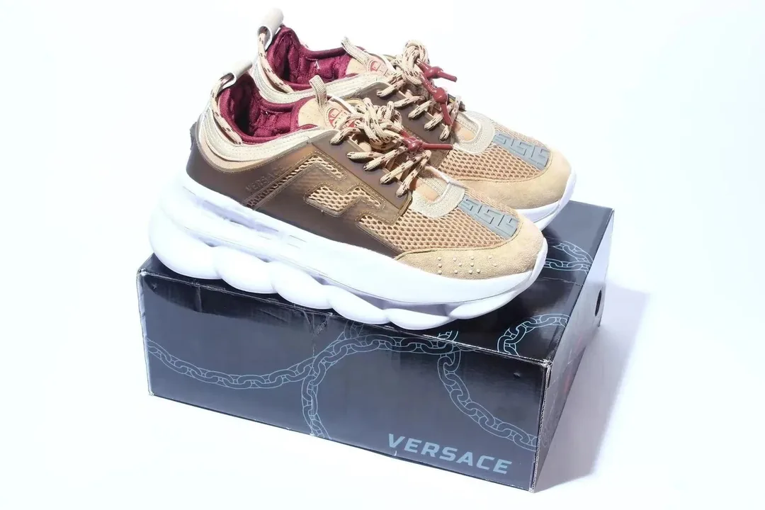 Versace Chain Reaction Beige Low-Top Sneakers — Photo 12