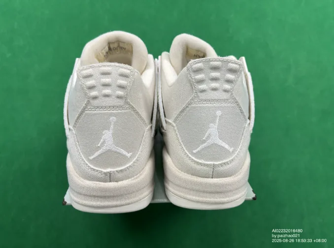 Air Jordan 4 Levi's Canvas — photo 12